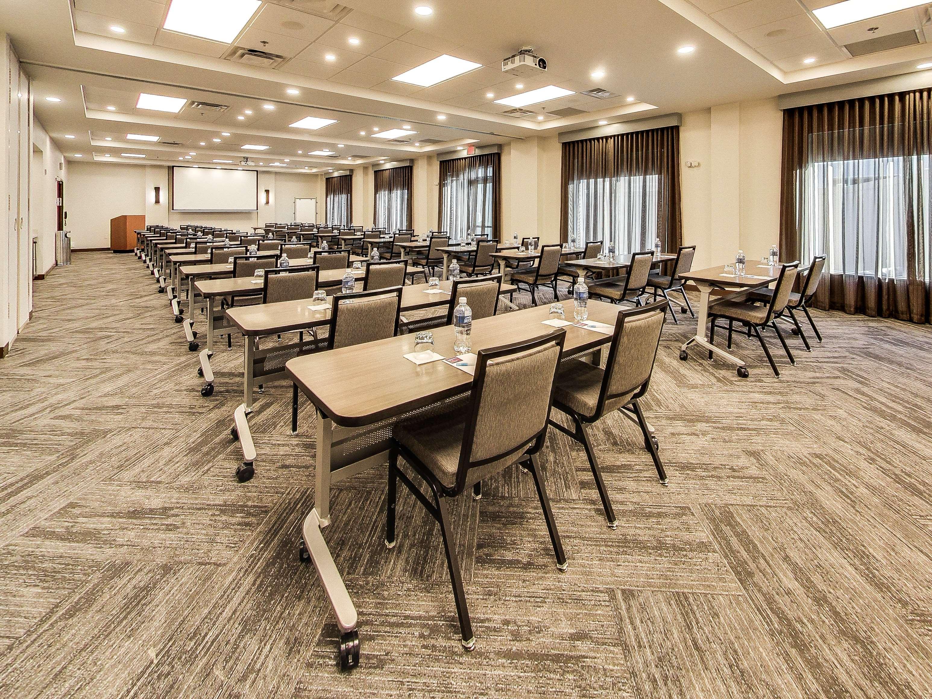 Hyatt Place Edmonton West Luaran gambar
